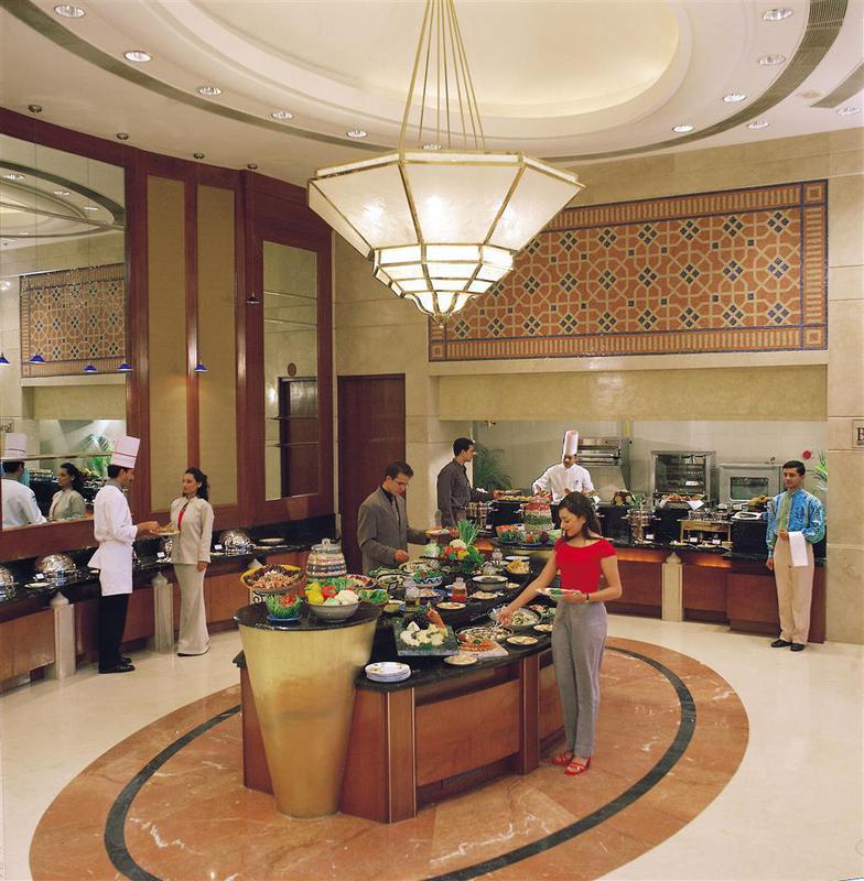 Sheraton New Delhi Hotel Restaurante foto